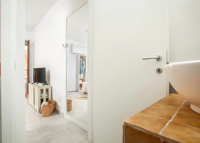 Poseidone サンタ・テレーザ・ガッルーラ